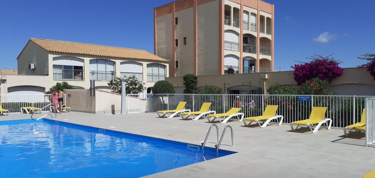 Au Village Coeur De Barcares Studio Vue Mer 3 Couchages Ле-Баркарес Екстер'єр фото