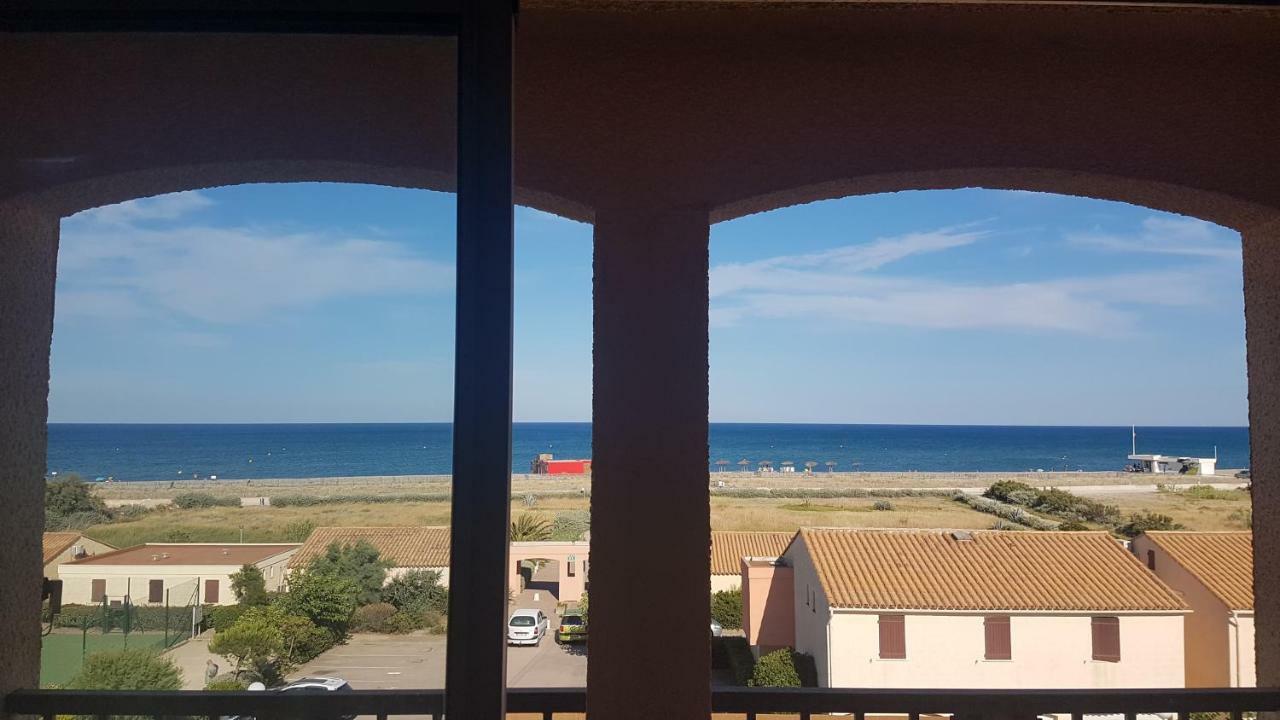 Au Village Coeur De Barcares Studio Vue Mer 3 Couchages Ле-Баркарес Екстер'єр фото