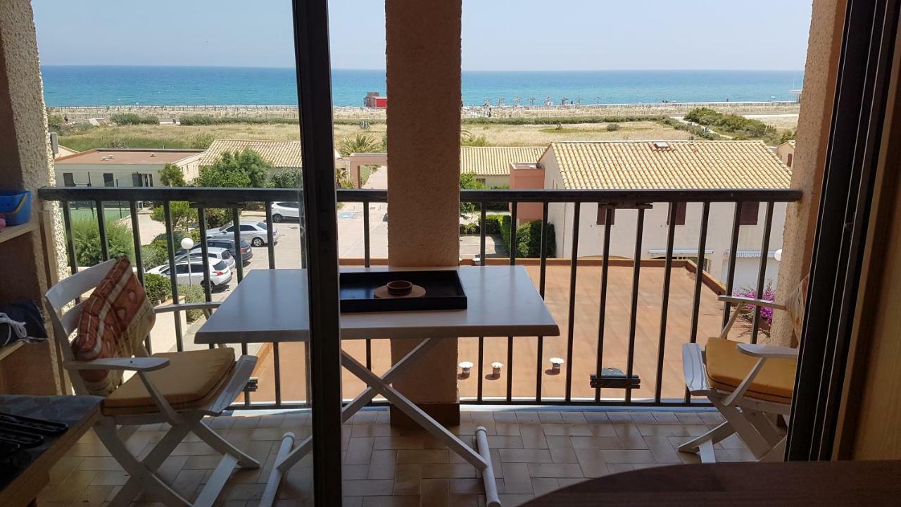 Au Village Coeur De Barcares Studio Vue Mer 3 Couchages Ле-Баркарес Екстер'єр фото